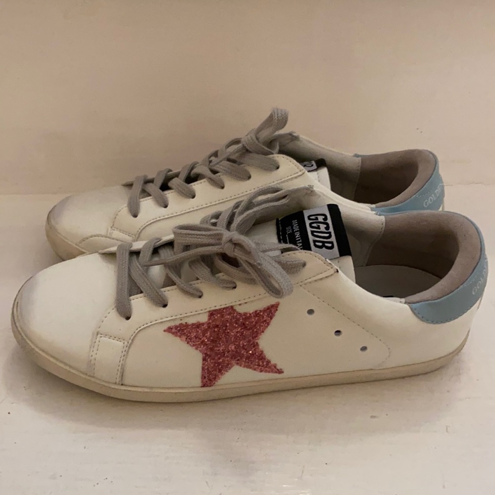 Golden Goose Guanen Sneakers